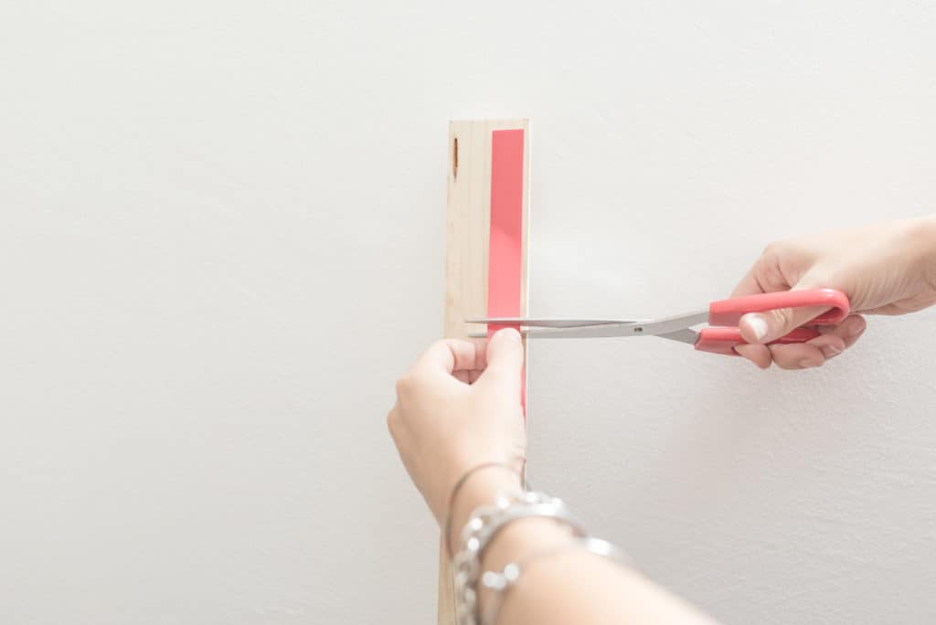 diy necklace hanger how to