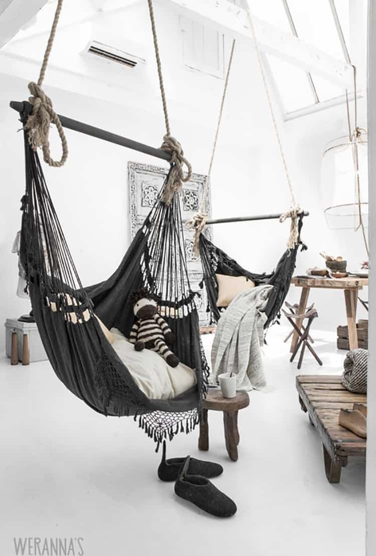 Design hanging chair inspo