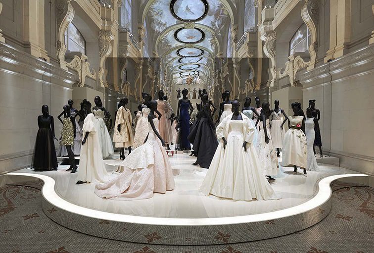 mostra Dior Parigi progetto allestimento