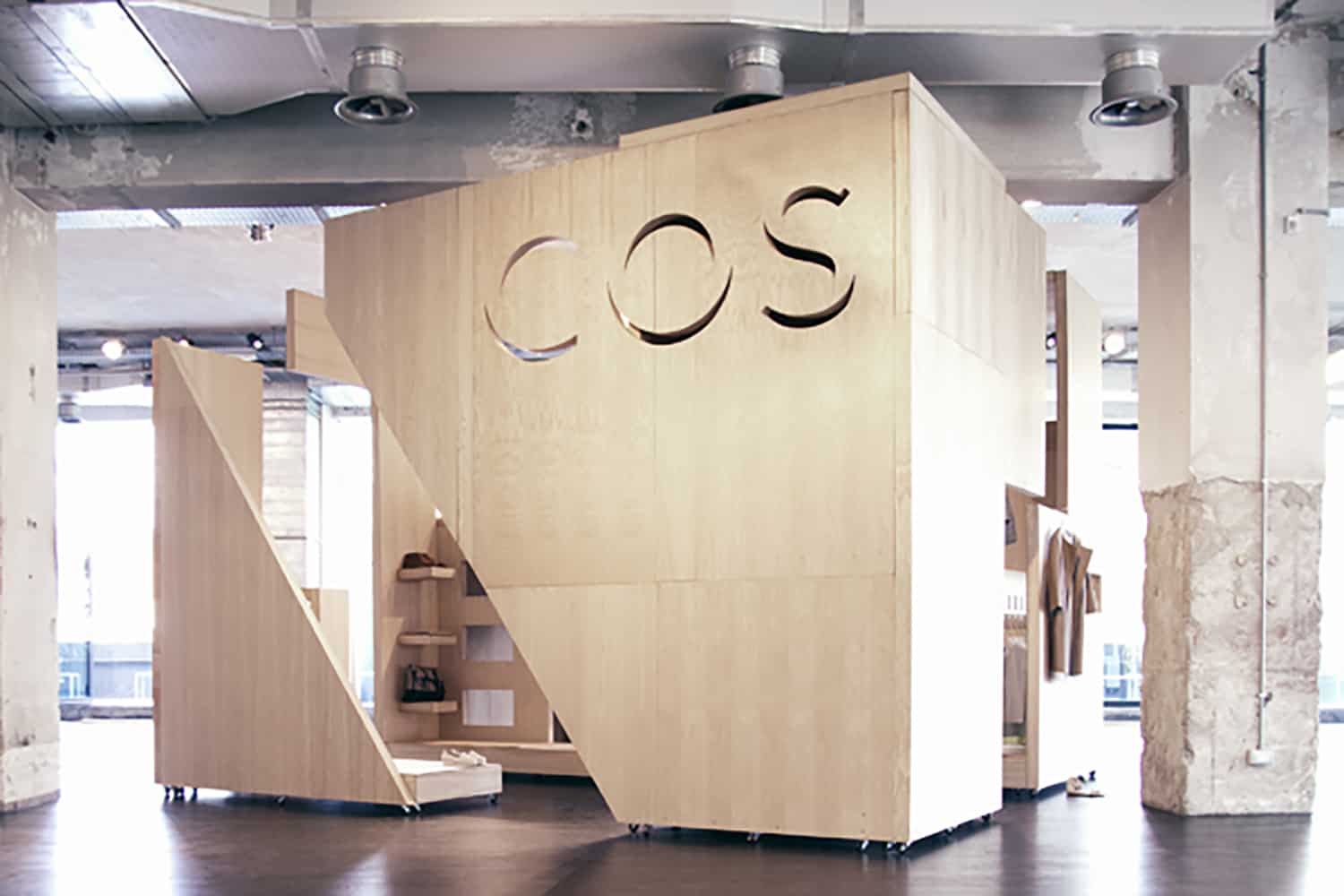 installazione cos milan design week 2012