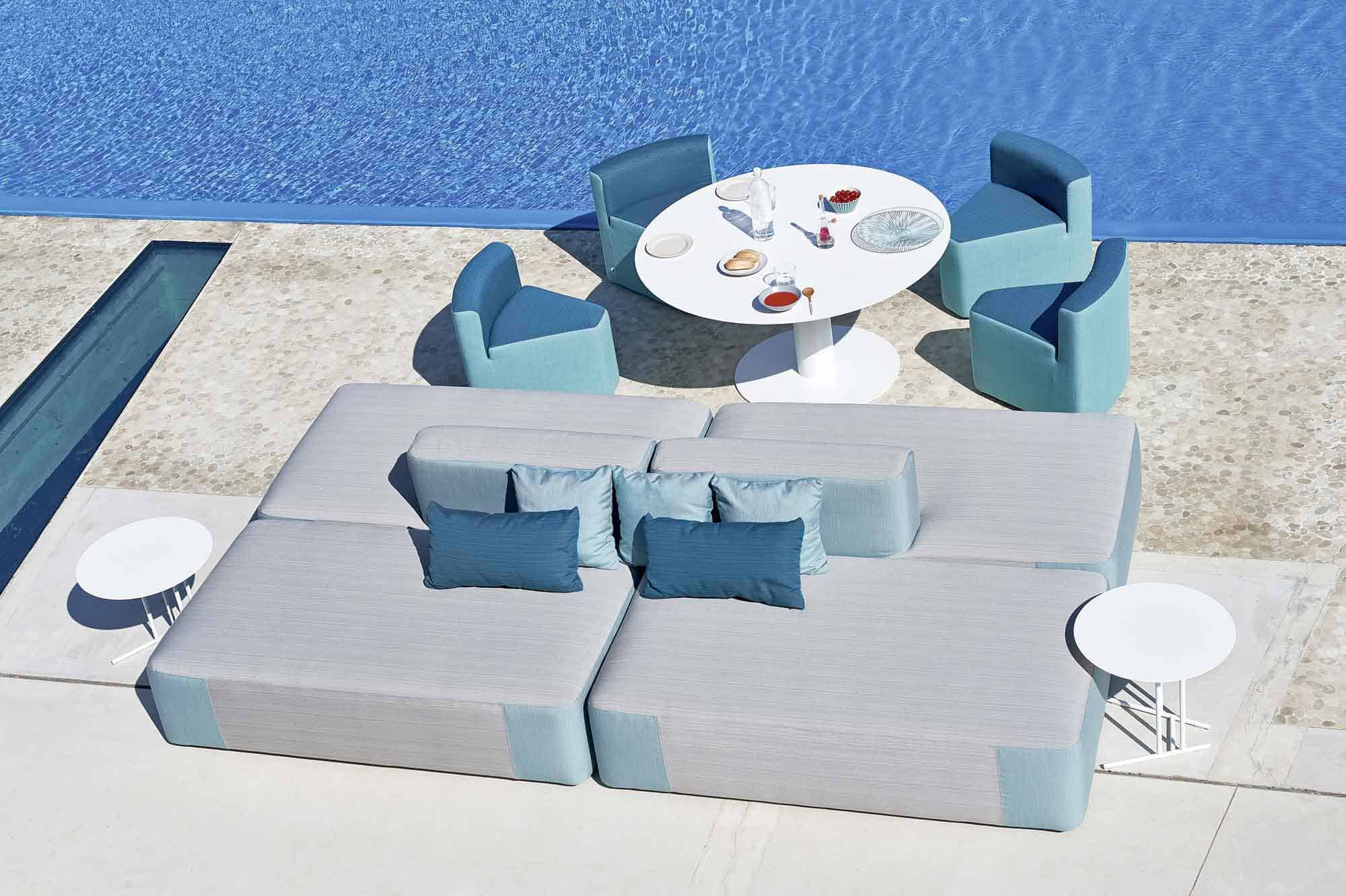 comfortable outdoor furniture Varaschin