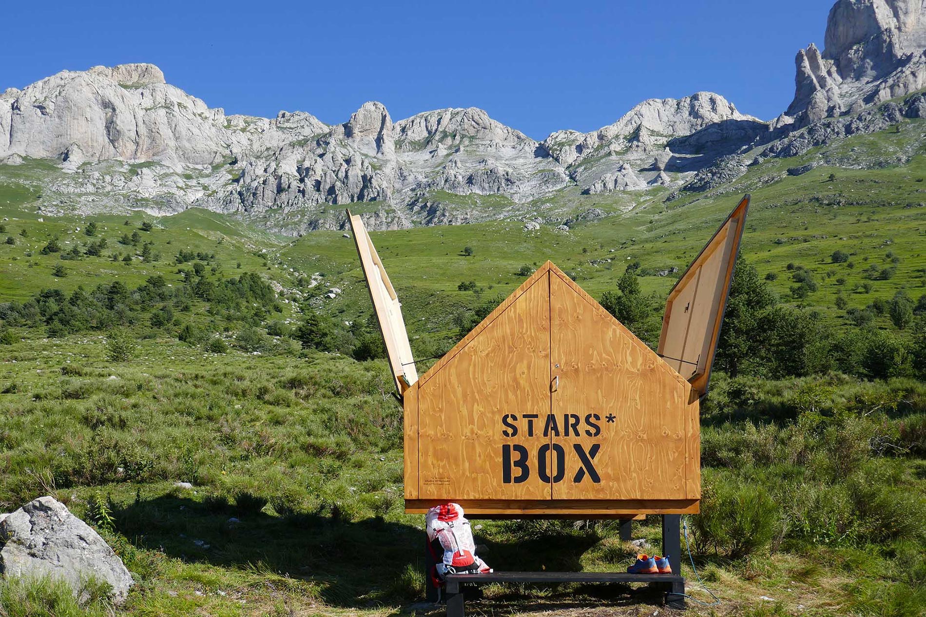 starsbox capsule hotel in montagna