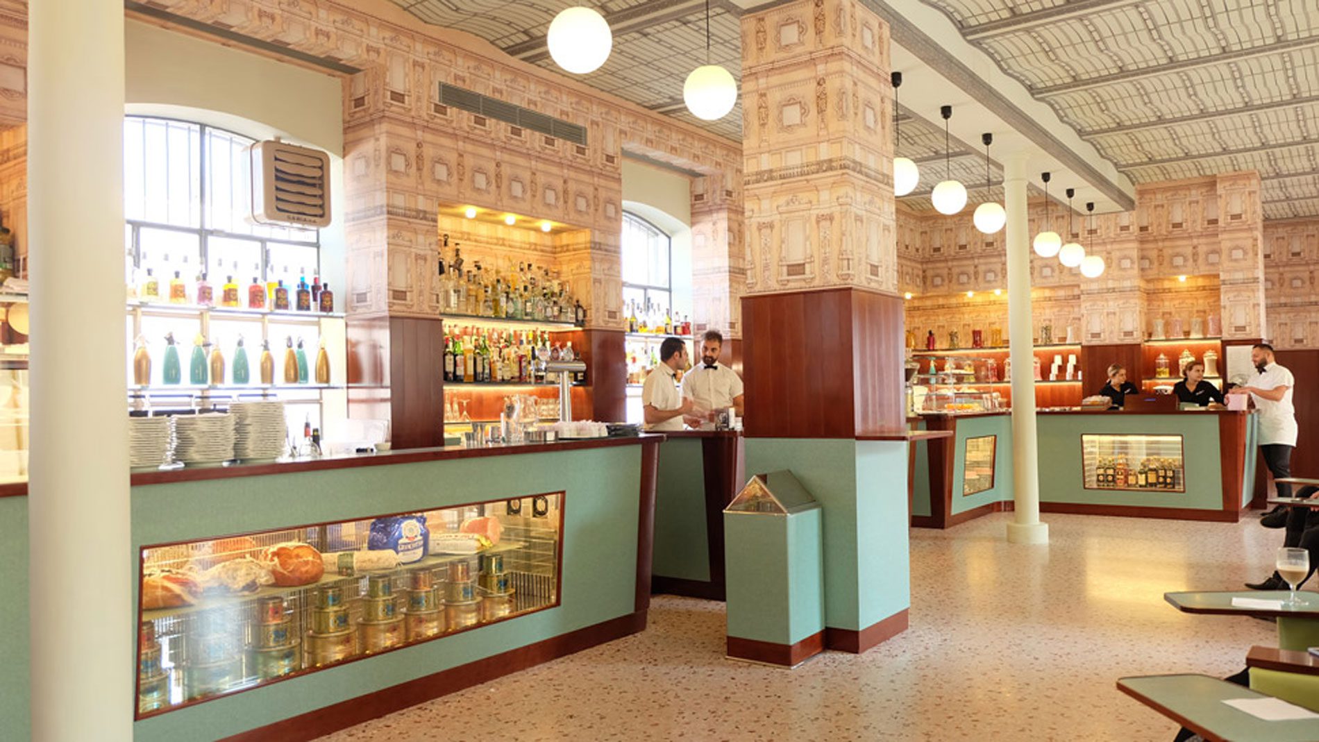 Wes Anderson Bar Luce Milano Fondazione Prada