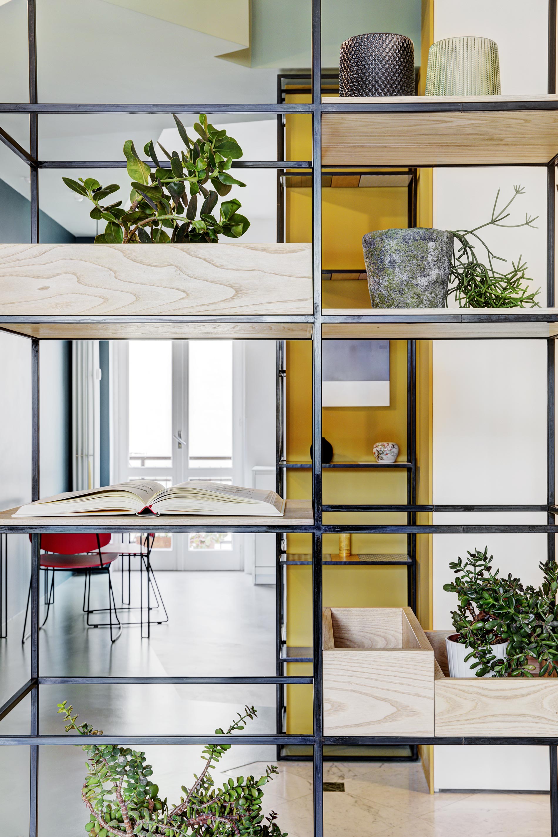 home tour torino bookshelf