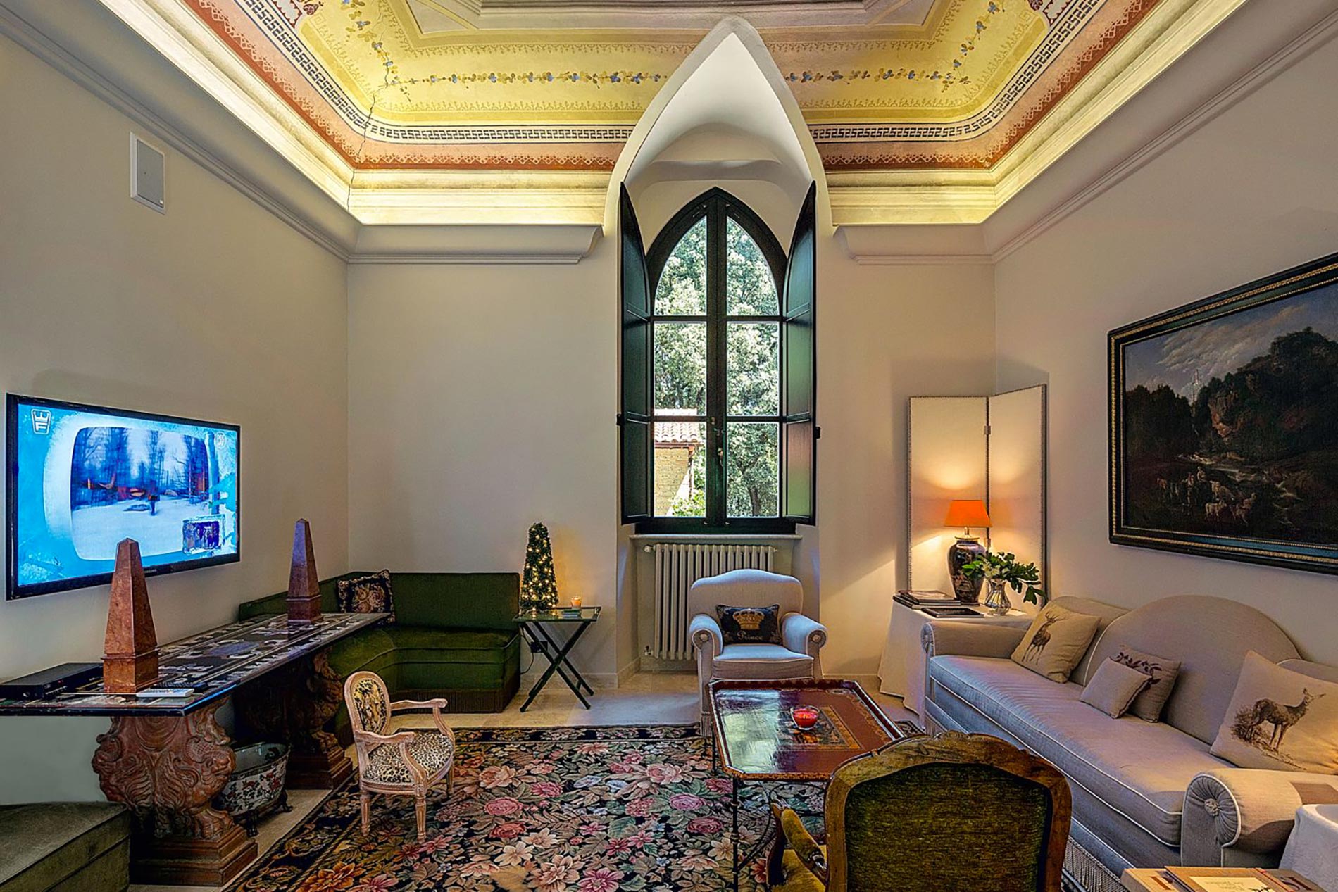 home-tour-siena-Salotto