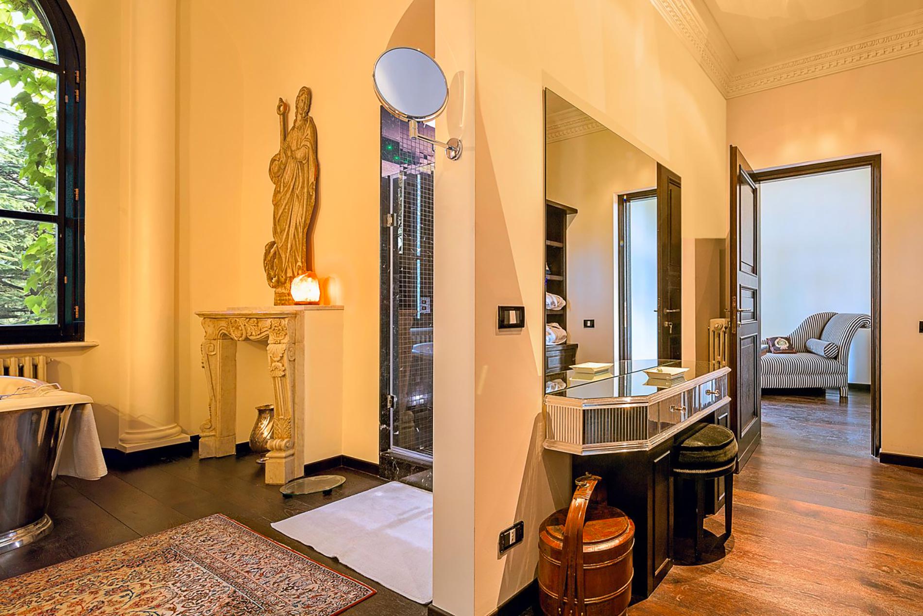 home-tour-siena-bagno-1