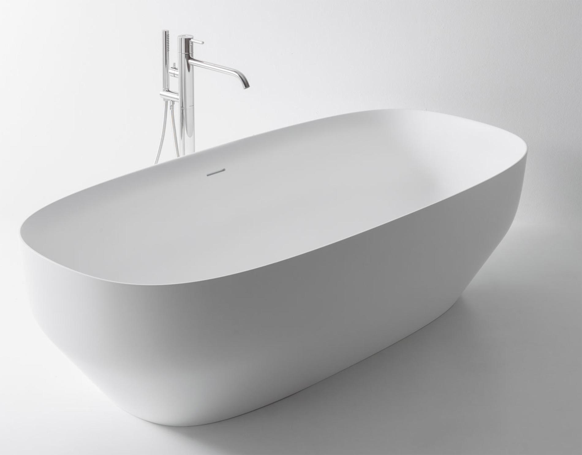 interpretazioni di una vasca freestanding, antoniolupi