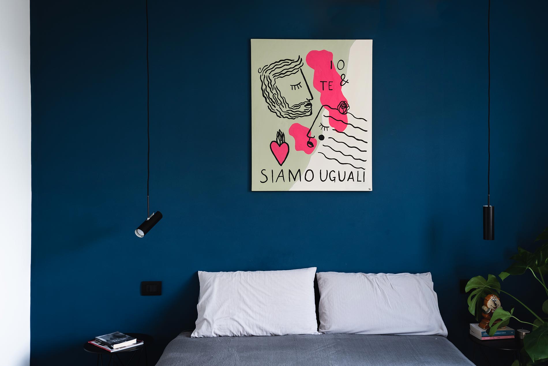 camera da letto blu design d'interni savona