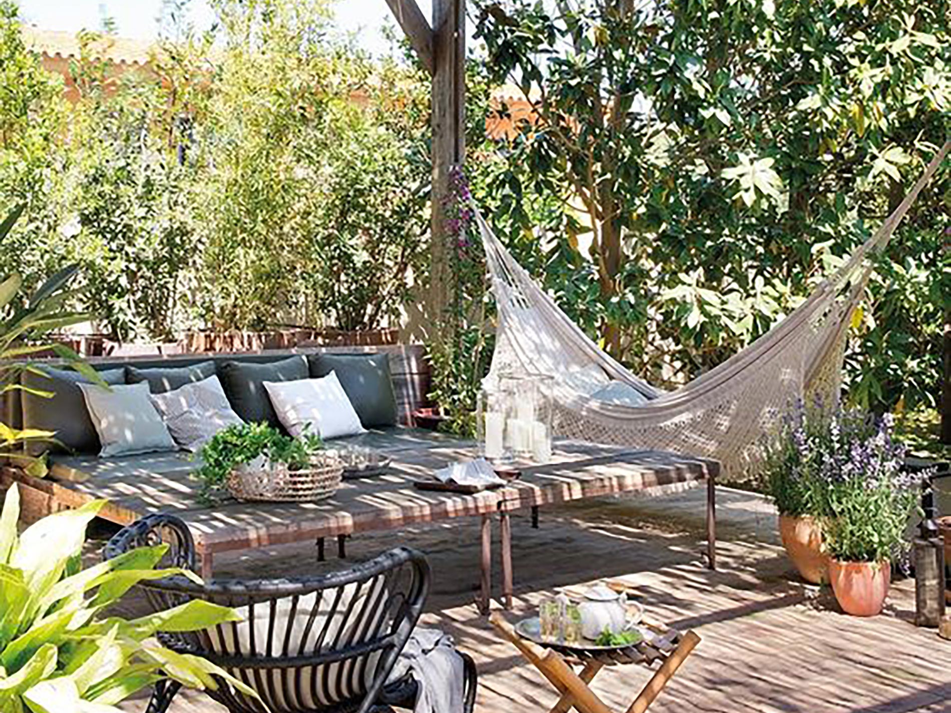 arredare il giardino d'estate